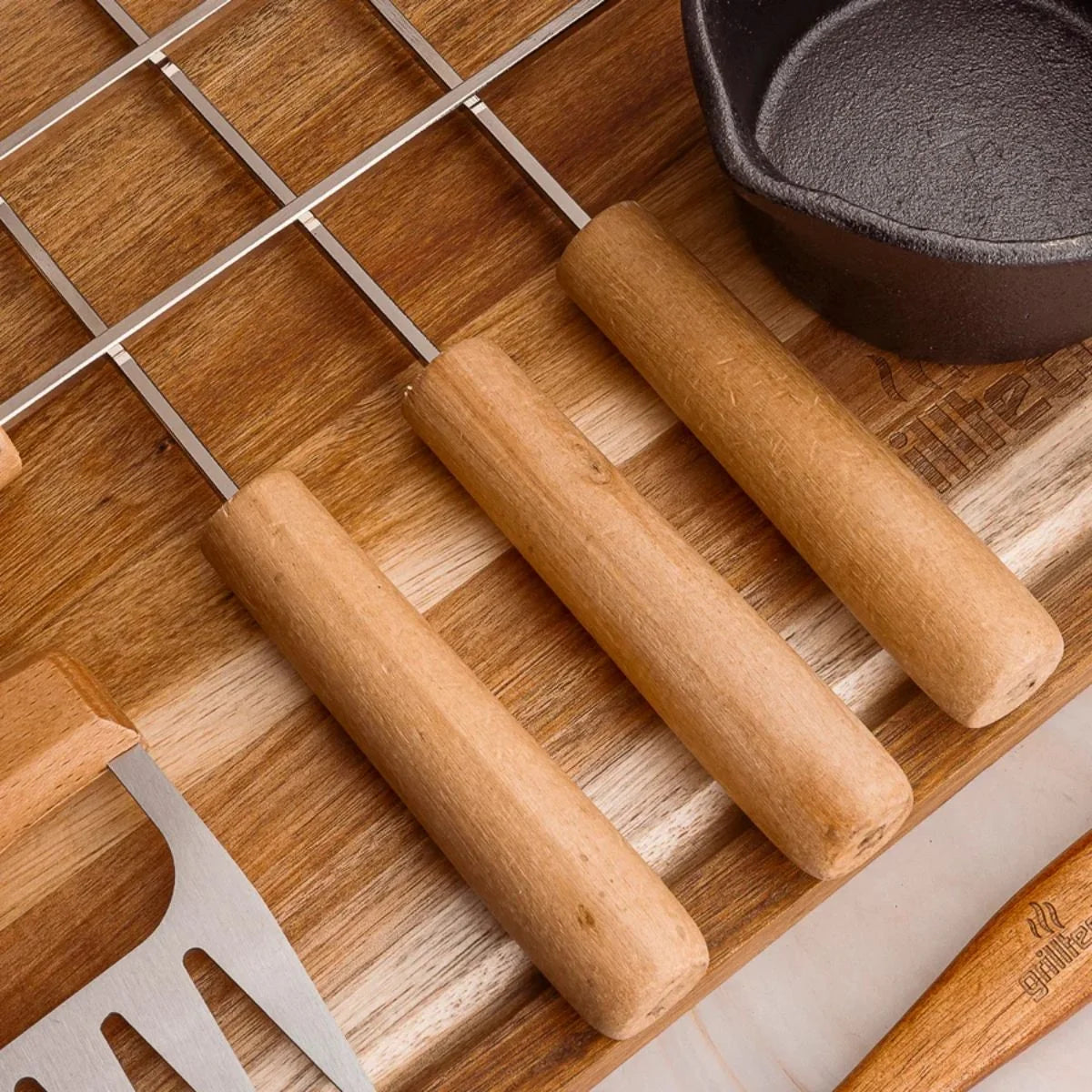 Set Grilltech de 6 pinchos niquelados de 40 cm para anticucho