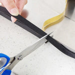 Cinta selladora Taumm de 2.5 metros para evitar filtraciones y humedad en lavaplatos empotrados de 80 cm.