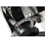 Sierra ingletadora inalámbrica marca Yato 18V, telescópica, modelo YT-82816 con guía láser y disco de 185mm.