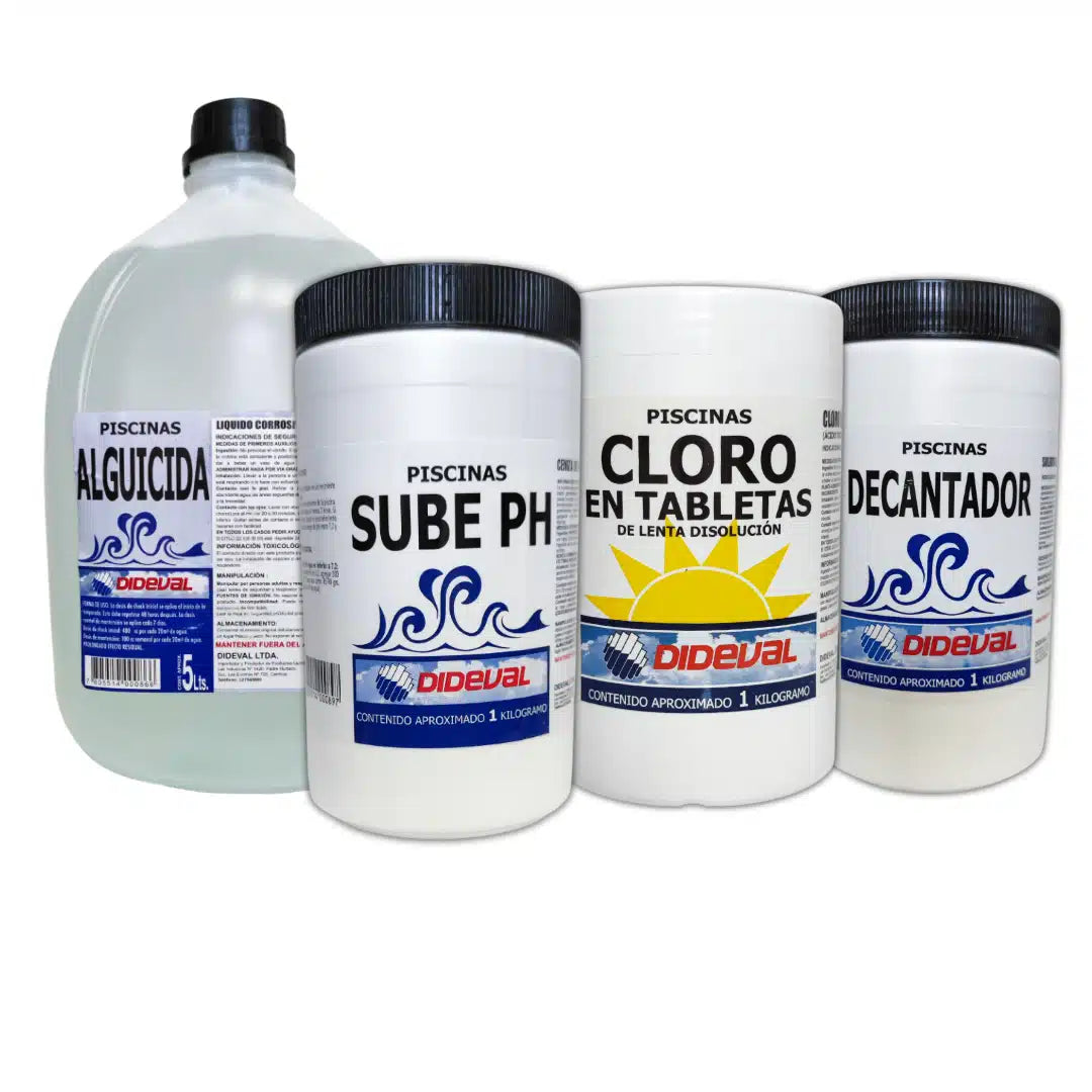 Kit de mantenimiento para piscina con alguicida, cloro en tabletas de lenta disolución, decantador y sube pH, para control de algas y equilibrio químico del agua.