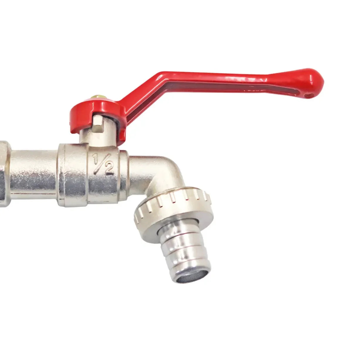 Llave bola de 1/2 pulgada con cuerpo de Zamak y manilla roja, ideal para conexión de manguera de jardín.
