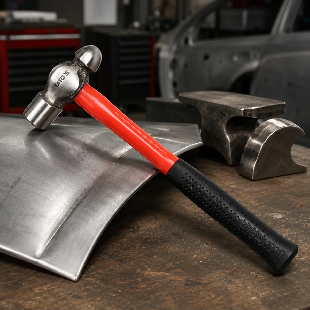 Martillo de Peña Yato con Mango de Fibra de Vidrio para Mecánica y Metalistería