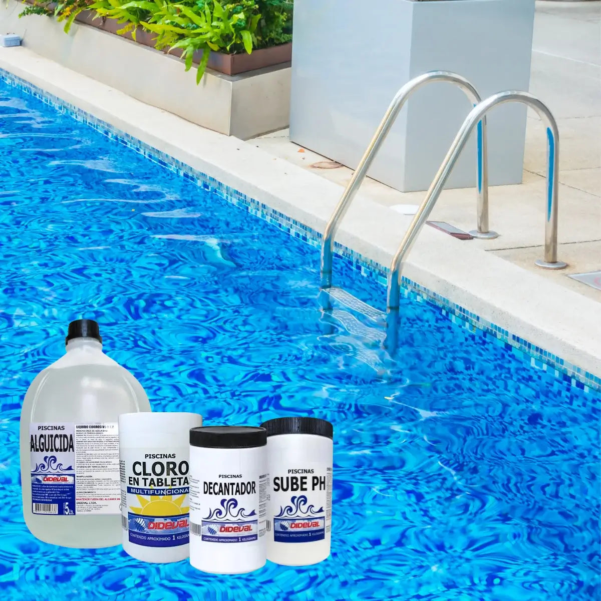 kit limpieza para piscina Dideval: Alguicida, Cloro en tableta multifuncion, sube ph y decantador, para el mantenimiento de piscinas.