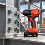 Llave de impacto inalámbrica YATO YT-827792 de 18V