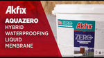 Membrana impermeabilizante líquida Akfix Aquazero para techos, pisos y jardines, recubrimiento de poliuretano flexible y resistente a la penetración de raíces.
