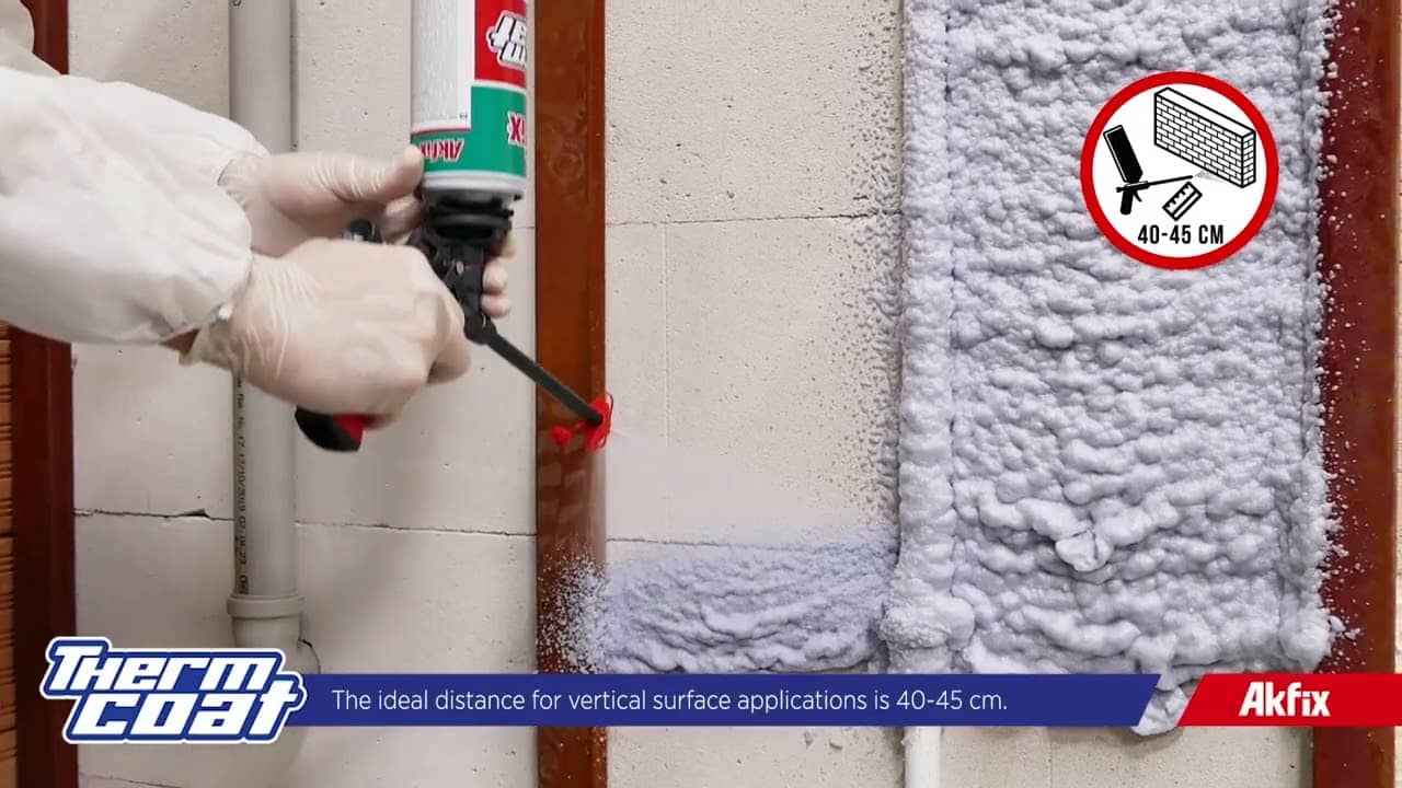 Poliuretano proyectado Akfix 750ml para aislamiento térmico y acústico.