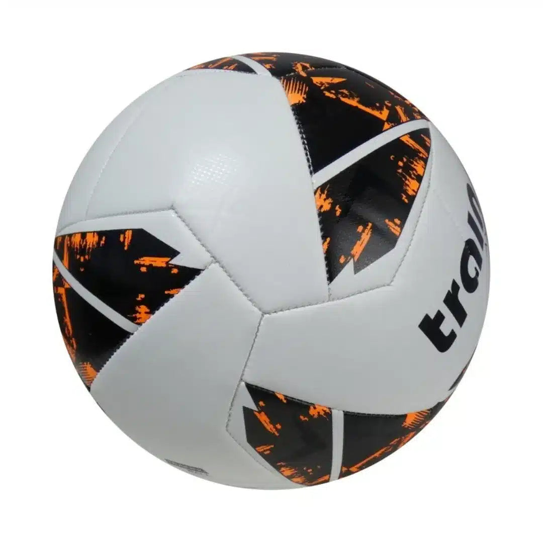 Pelota de Futbol Train AXIS N 5 Balón para alto rendimiento en todo tipo de clima.