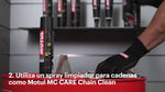 Kit de mantenimiento Motul C1 desengrasante y C4 lubricante para cadenas de motos, limpieza profunda y engrase de alto rendimiento.